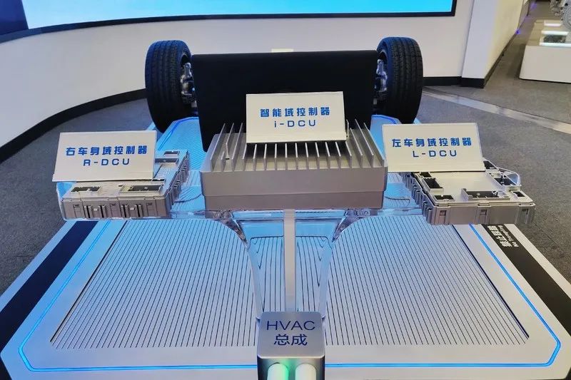 同时是高难度越野需求的塔基