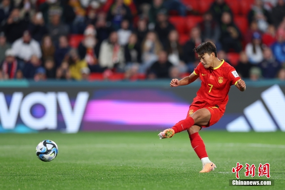 令人心痛的泪水与自责：王霜称自己不是好的榜