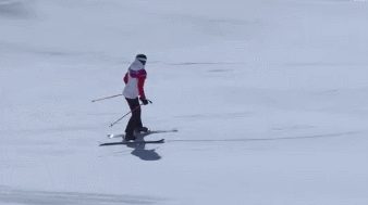 冬青奥会谷爱凌摘银,败给偶像希尔达鲁不气馁