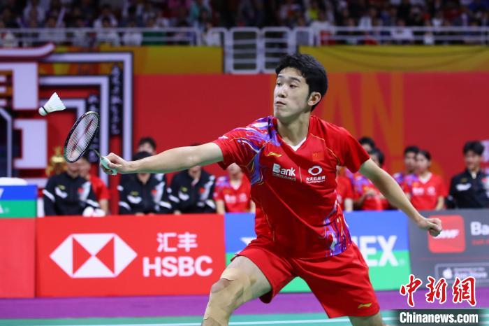 印尼队击败中国队捧起苏汉迪纳塔杯，夺得2024年