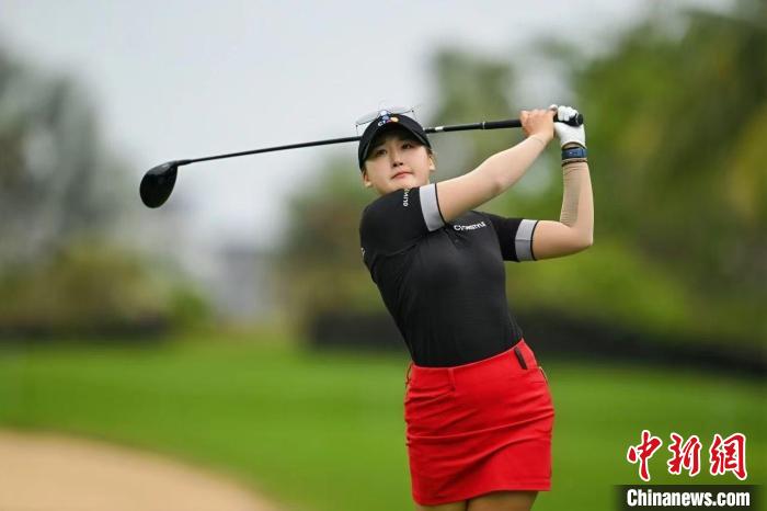 日本选手竹田丽央夺2025LPGA蓝湾大师赛冠军 创赛