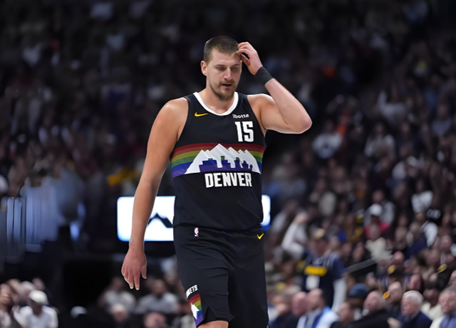 NBA常规赛巅峰对决：五位球星数据霸榜最佳一阵