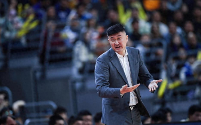 广东宏远主帅杜锋帅位悬而未决 面对北京首钢考